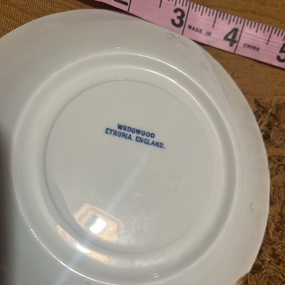 WEDGWOOD of Etruria & Barlaston Ranunculus Vintage tea cup plate - Picture 3 of 4